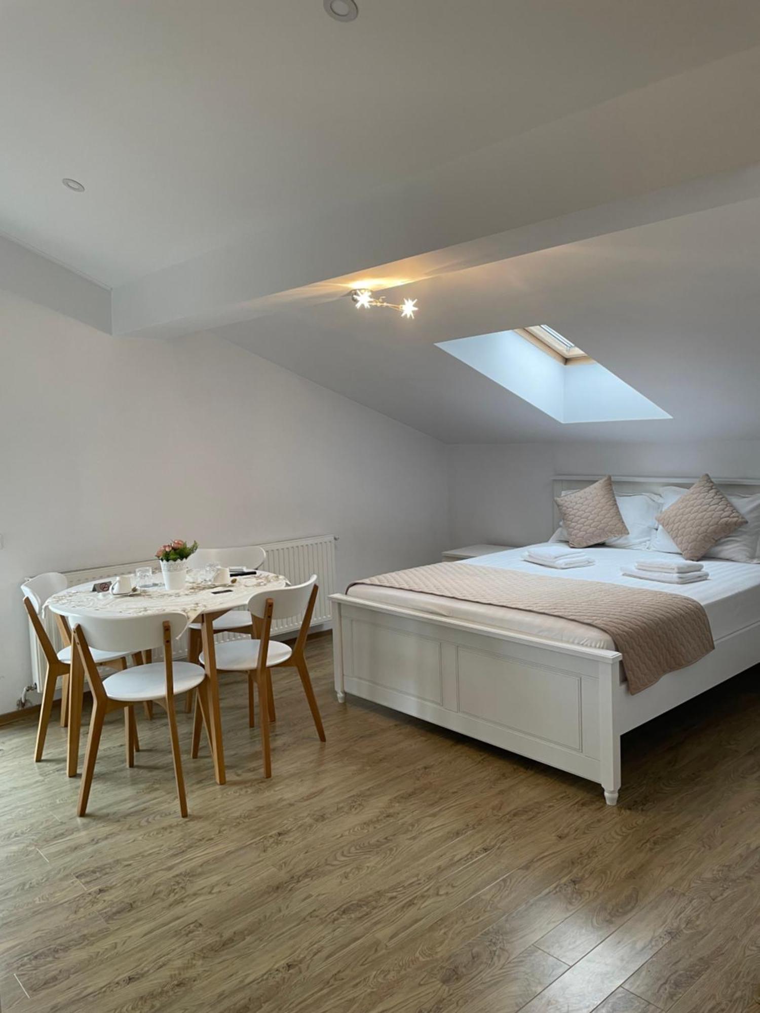 אוטופן Ami Residence Bucharest Airport&Therme&Parking מראה חיצוני תמונה