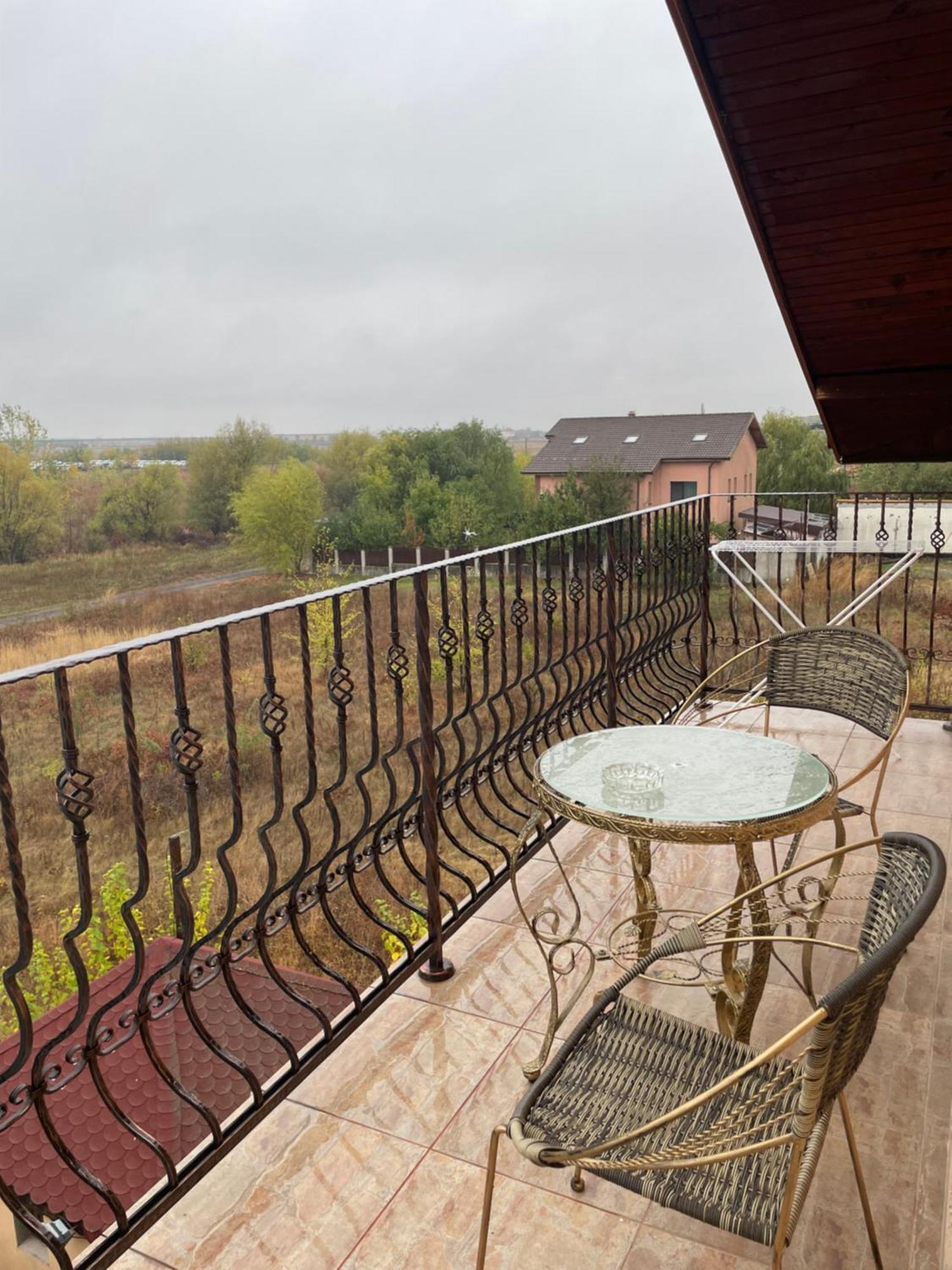 אוטופן Ami Residence Bucharest Airport&Therme&Parking מראה חיצוני תמונה