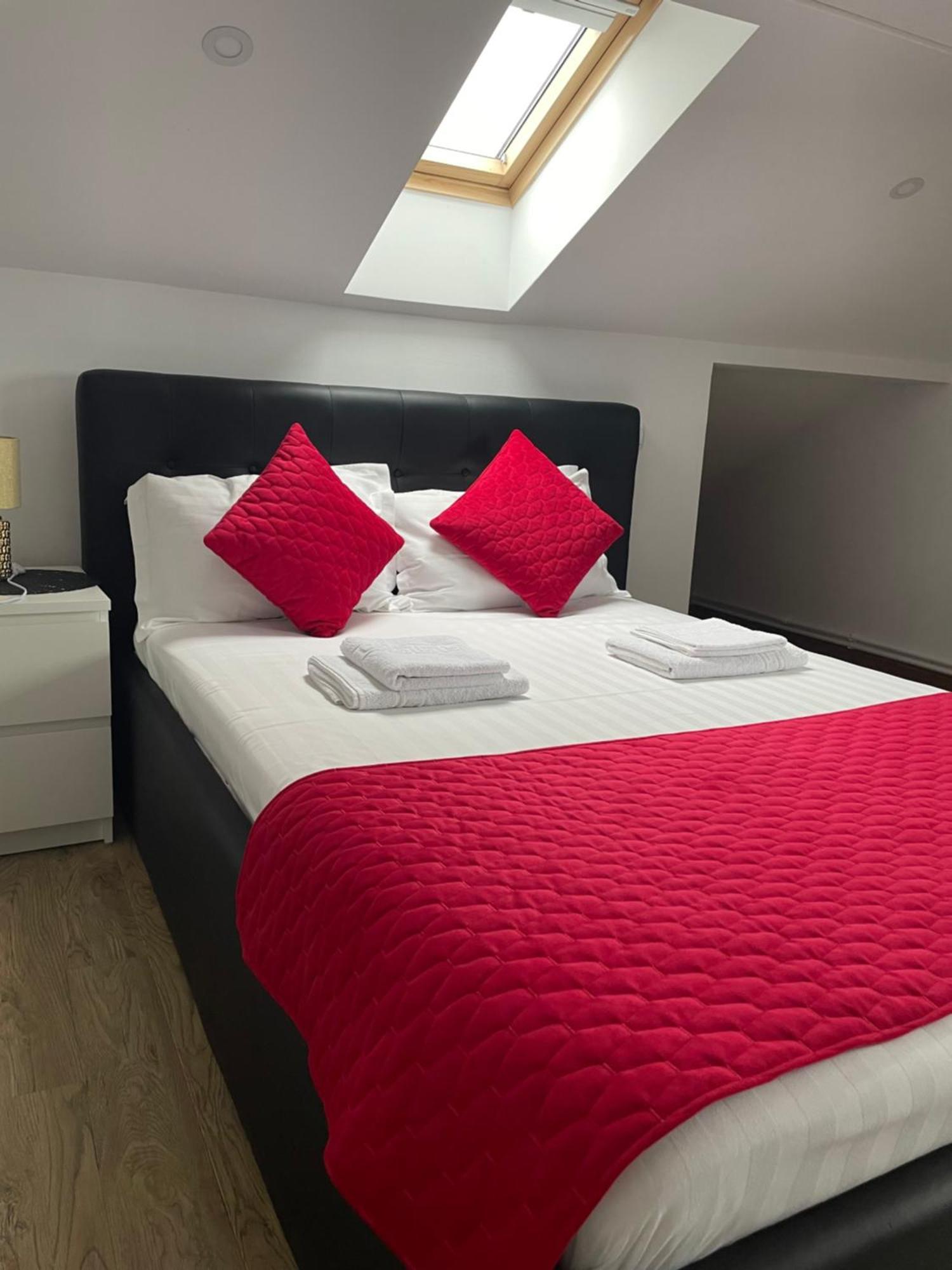 אוטופן Ami Residence Bucharest Airport&Therme&Parking מראה חיצוני תמונה