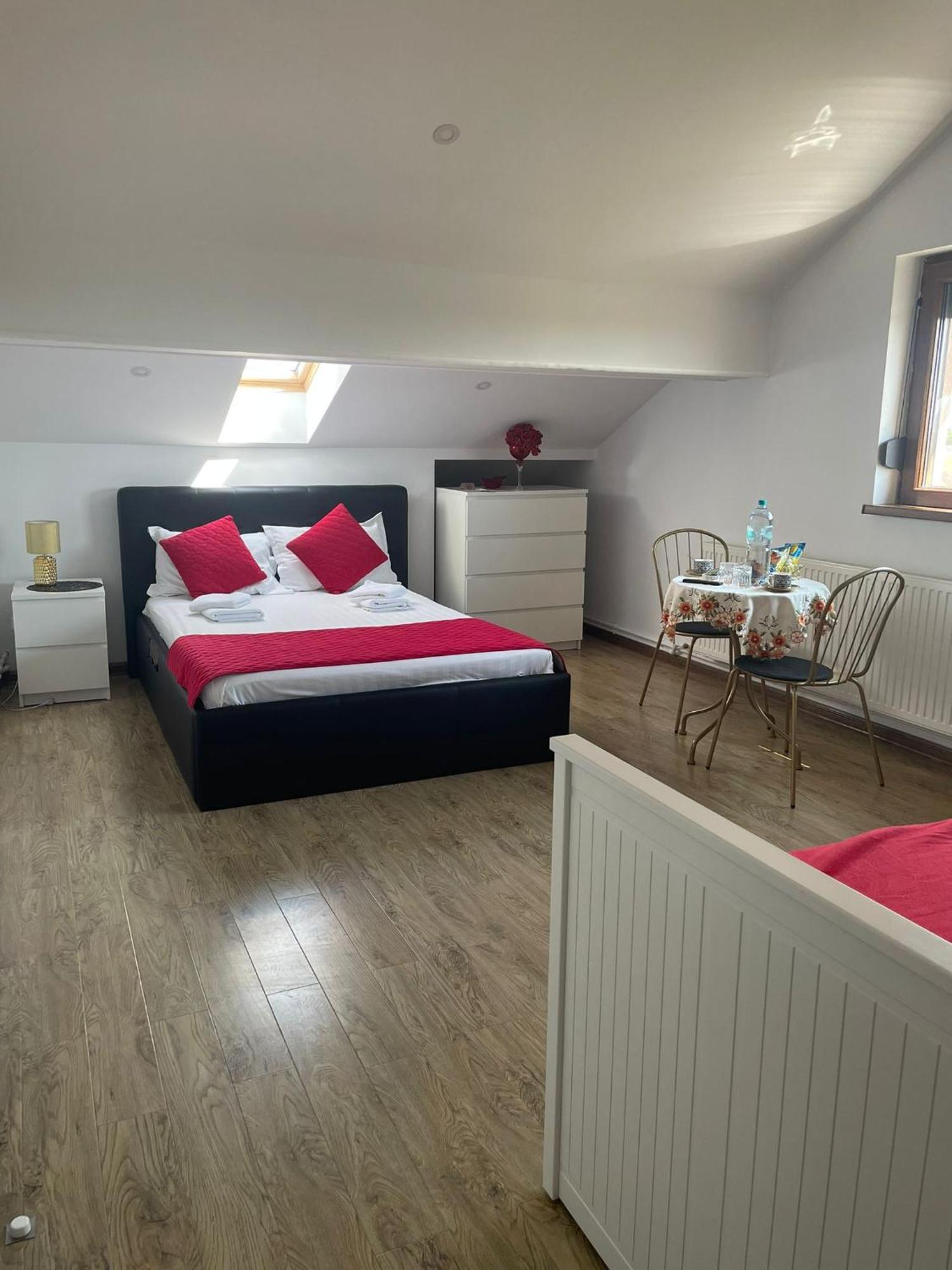 אוטופן Ami Residence Bucharest Airport&Therme&Parking מראה חיצוני תמונה